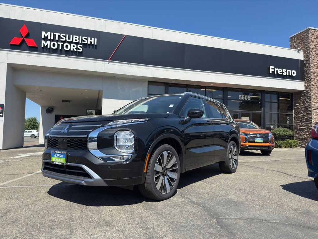 2026 Mitsubishi Outlander SEL