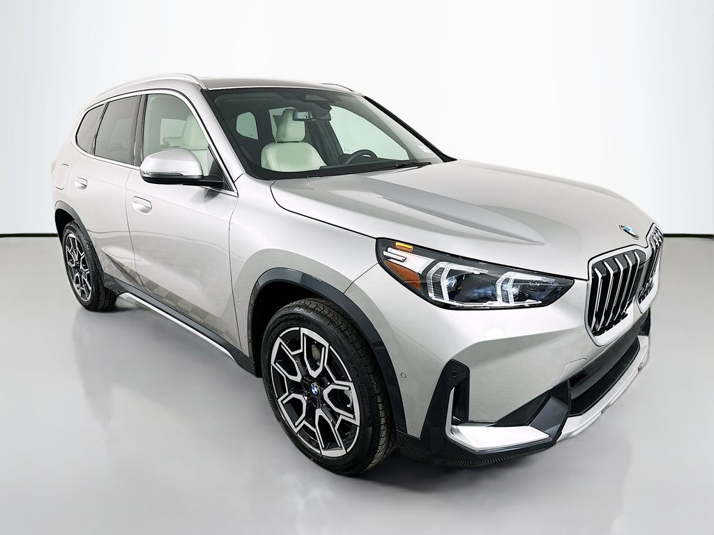 Thumbnail: 2026 BMW X1 - 3