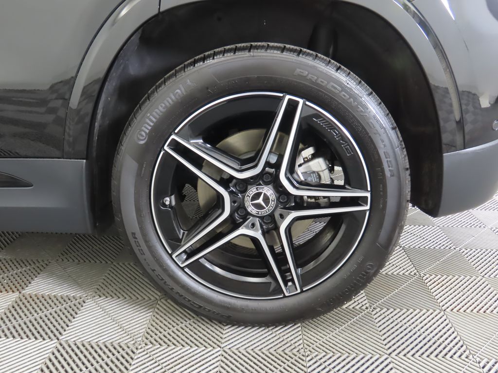 Thumbnail: 2025 Mercedes-Benz GLA - 30