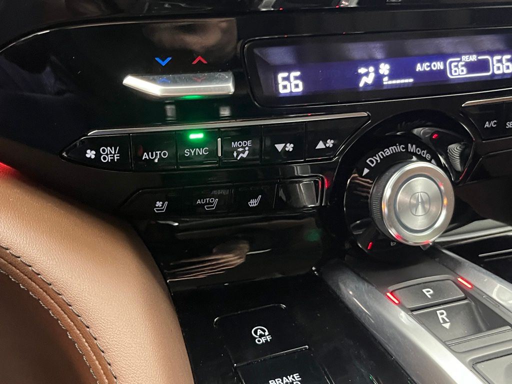 Thumbnail: 2022 Acura MDX - 19