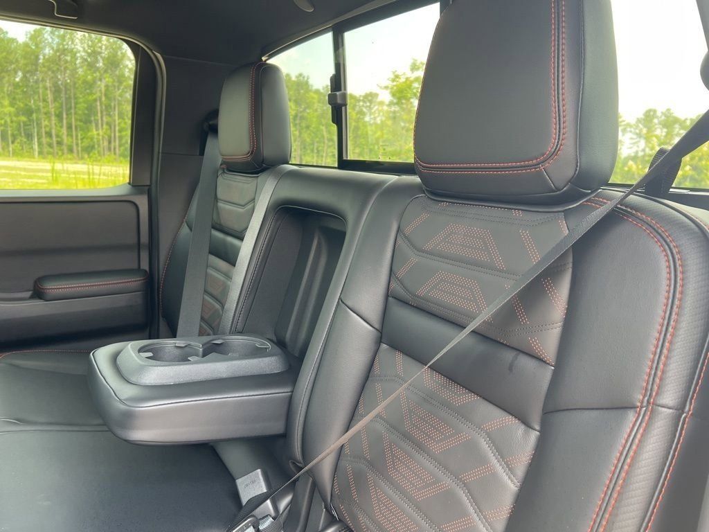 2025 Boulder Gray Pearl Nissan Frontier PRO-4X 4X4 Truck
