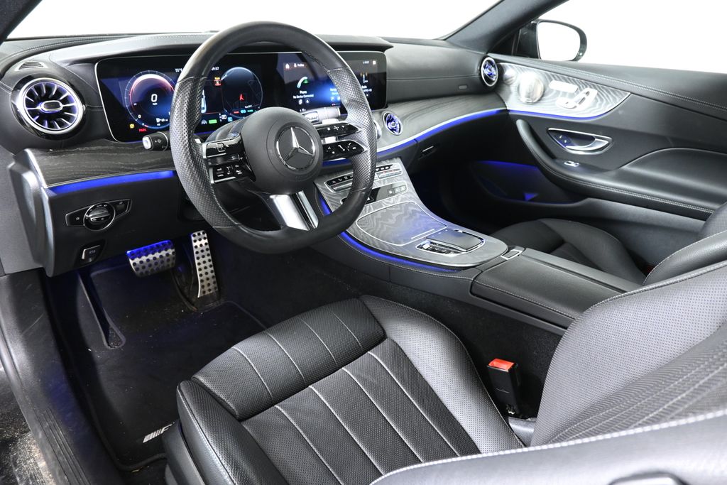 Thumbnail: 2022 Mercedes-Benz E-Class - 4