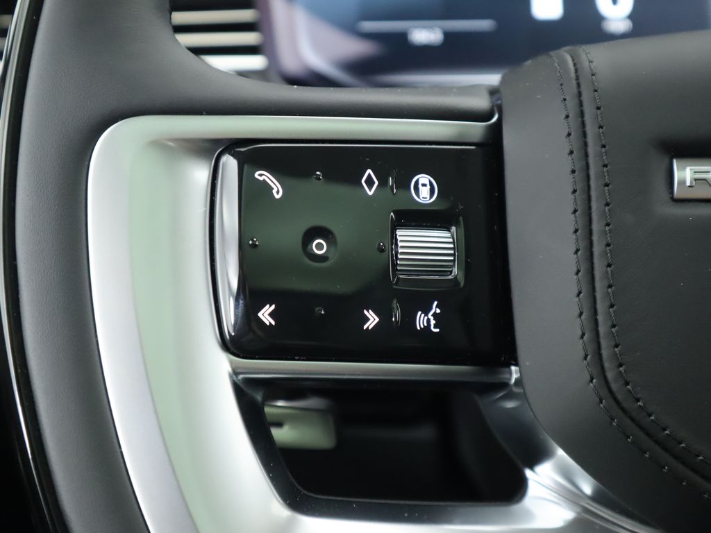 Thumbnail: 2025 Land Rover Range Rover - 11