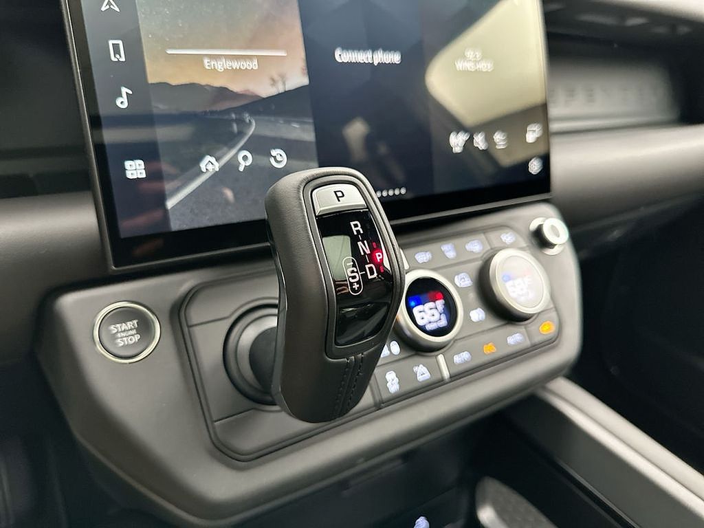 Thumbnail: 2026 Land Rover Defender - 12