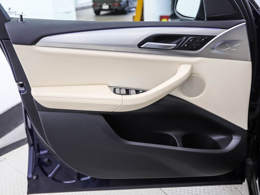 Thumbnail: 2023 BMW X3 - 9