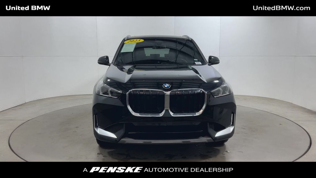 Thumbnail: 2023 BMW X1 - 3