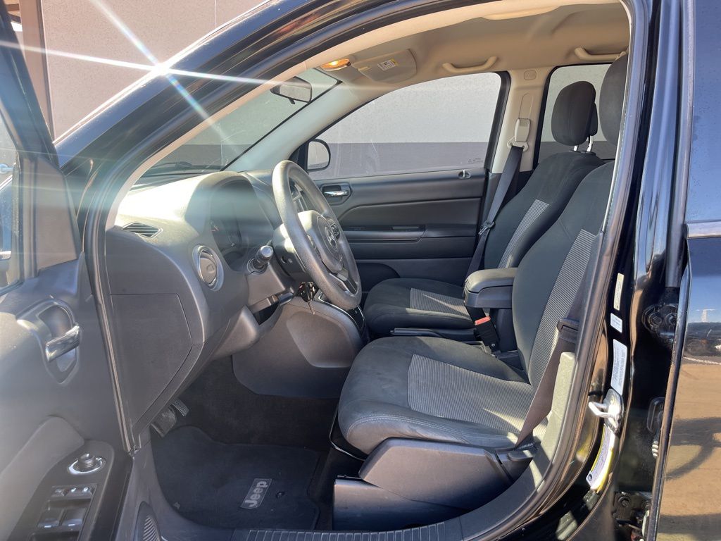 Thumbnail: 2014 Jeep Compass - 30