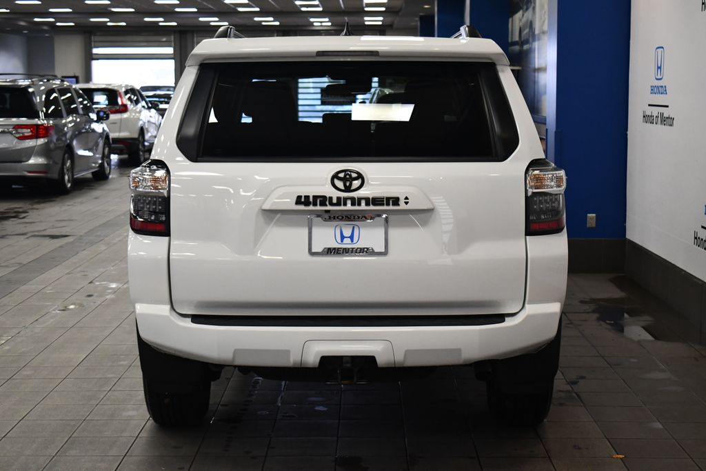 Thumbnail: 2023 Toyota 4Runner - 4