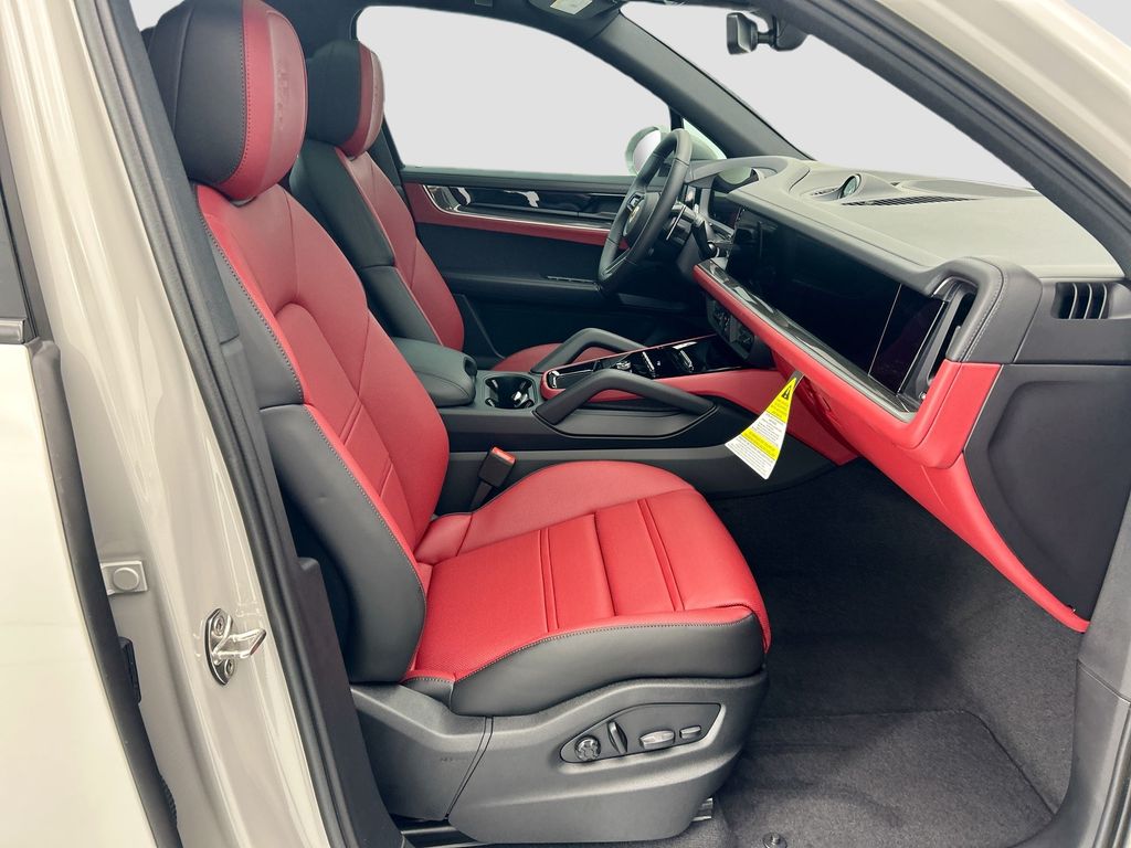 Thumbnail: 2026 Porsche Cayenne - 21