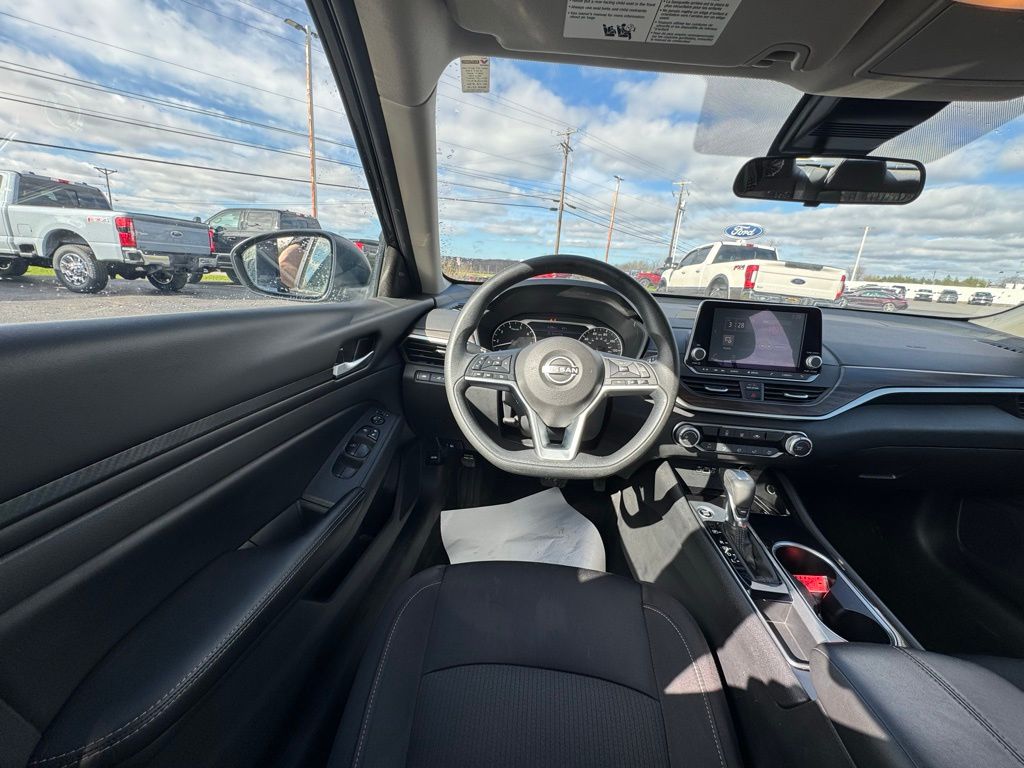 2024 Nissan Altima 2.5 SV Black at John Sisson Motors