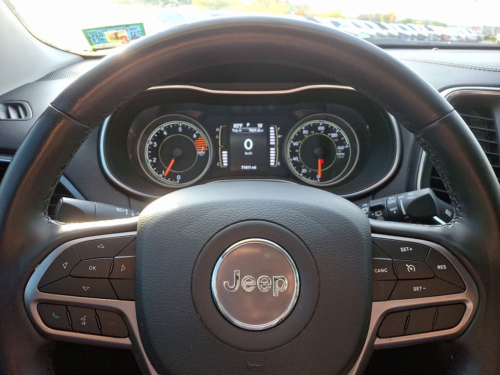 Thumbnail: 2020 Jeep Cherokee - 19