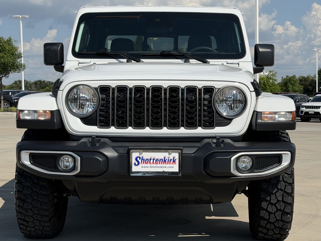 Used 2025 Jeep Gladiator Truck