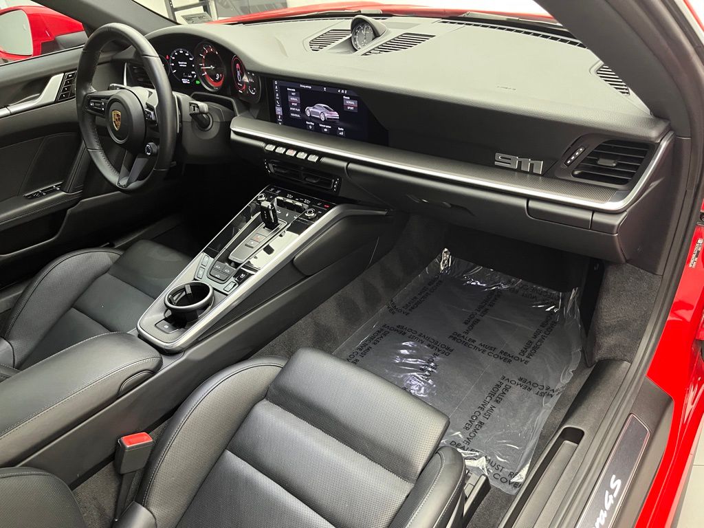 Thumbnail: 2020 Porsche 911 - 30