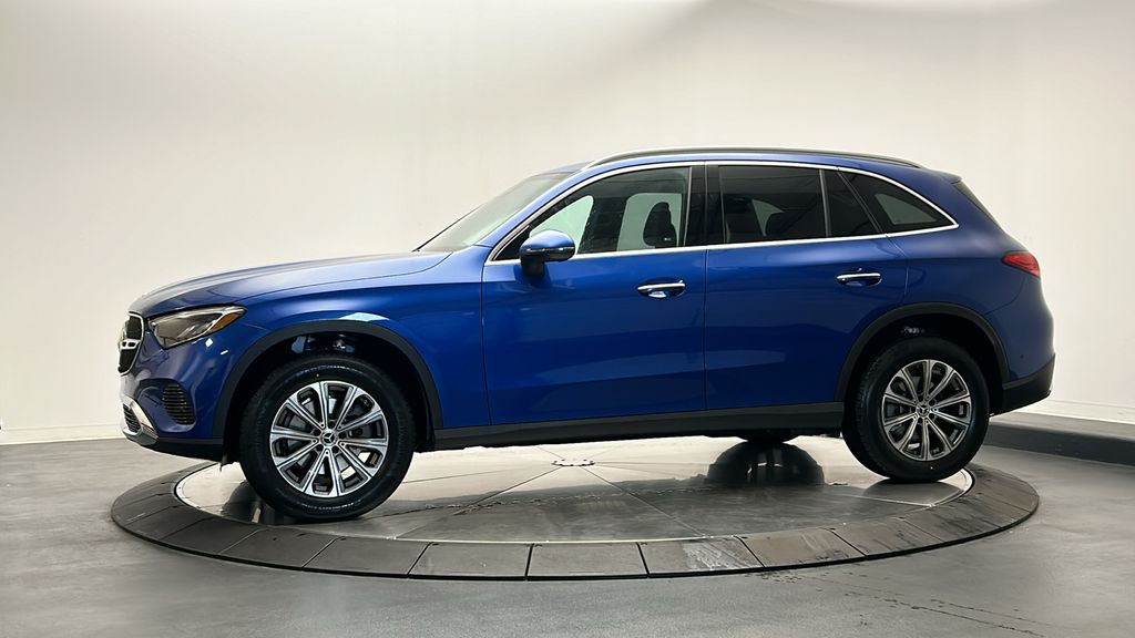 2025 Mercedes-Benz GLC 300 4