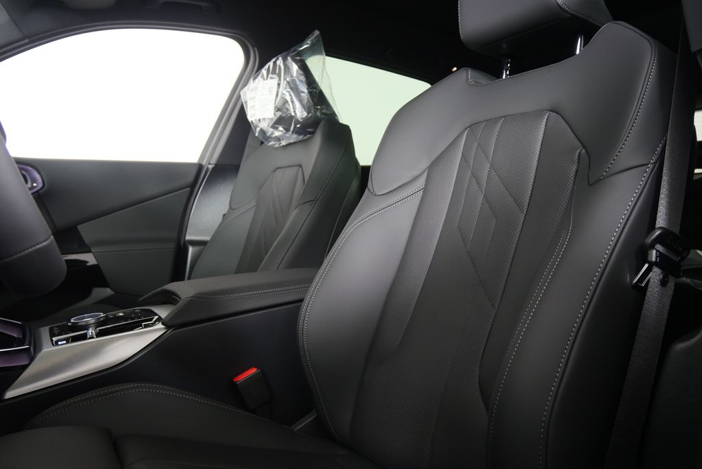 Thumbnail: 2026 BMW X3 - 11