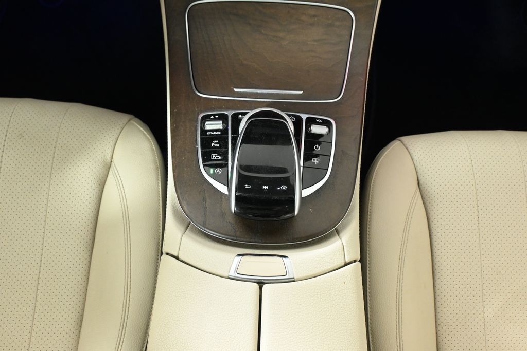 Thumbnail: 2018 Mercedes-Benz E-Class - 24