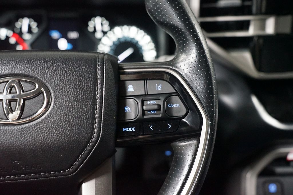 Thumbnail: 2024 Toyota Tundra - 14