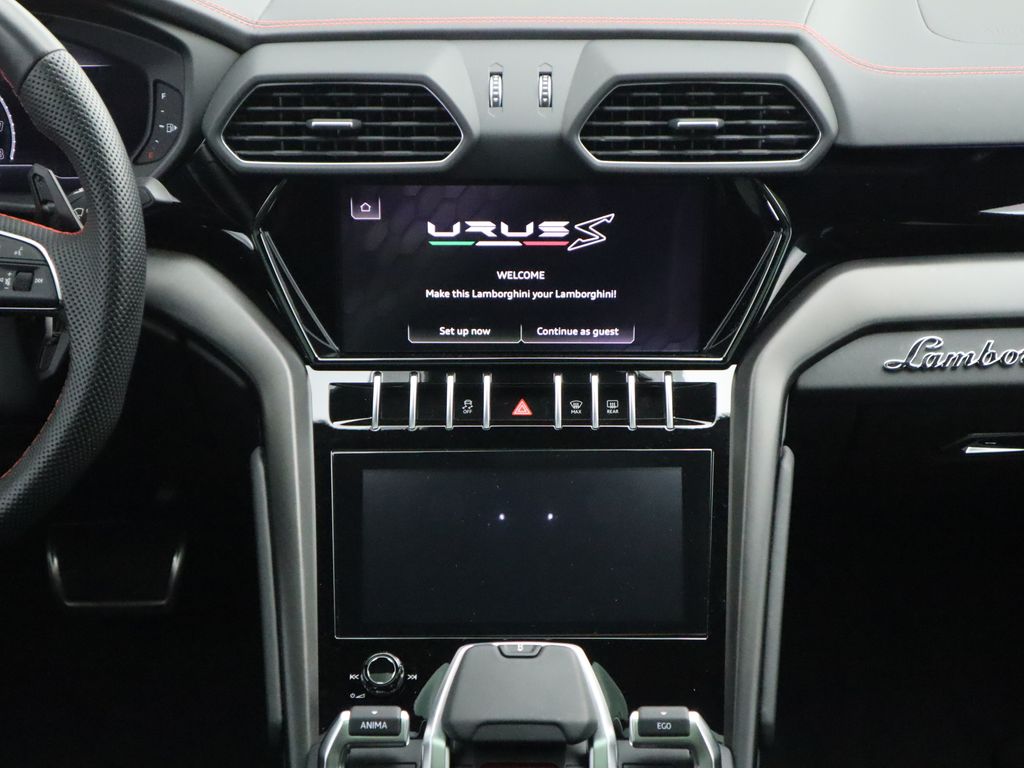 Thumbnail: 2024 Lamborghini Urus - 14