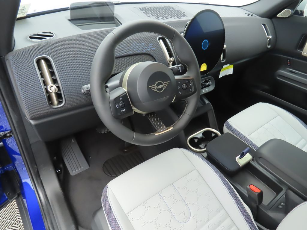 Thumbnail: 2026 MINI Cooper Countryman - 9