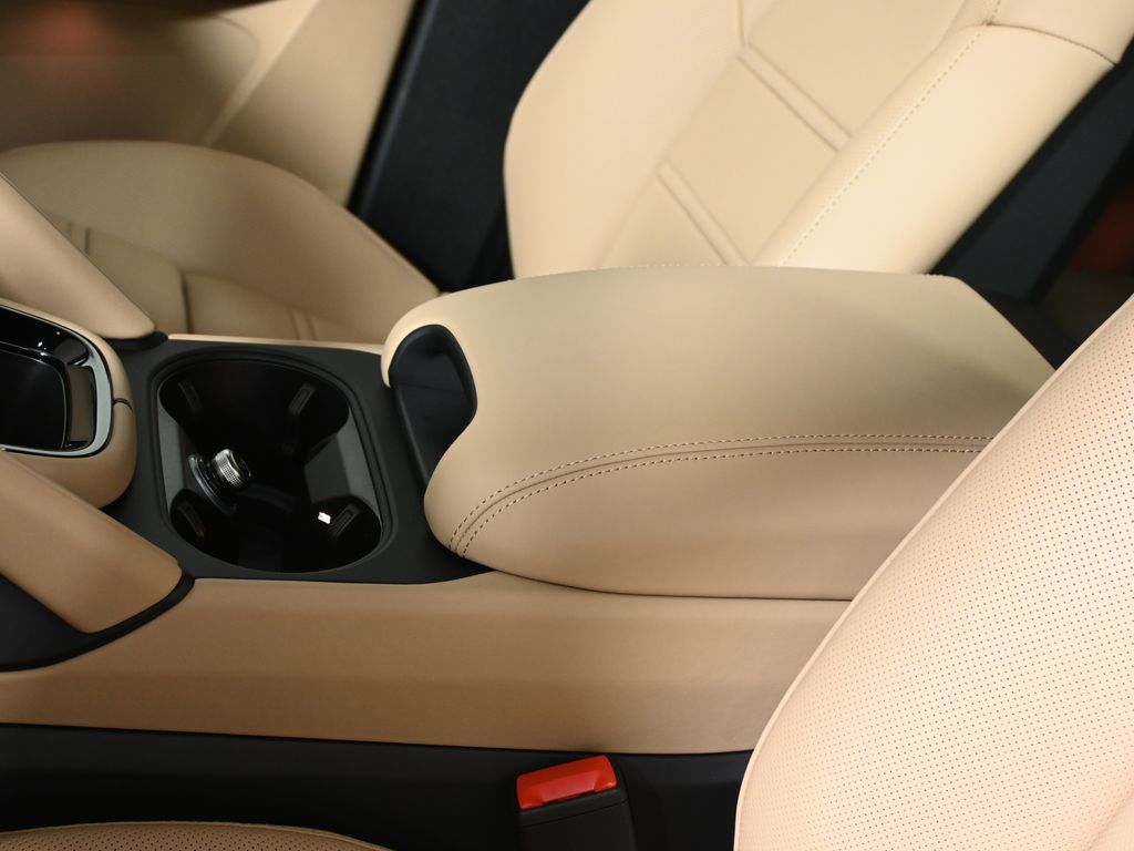 Thumbnail: 2026 Porsche Cayenne - 27