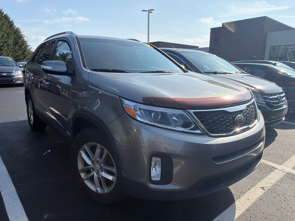 Thumbnail: 2014 Kia Sorento - 4