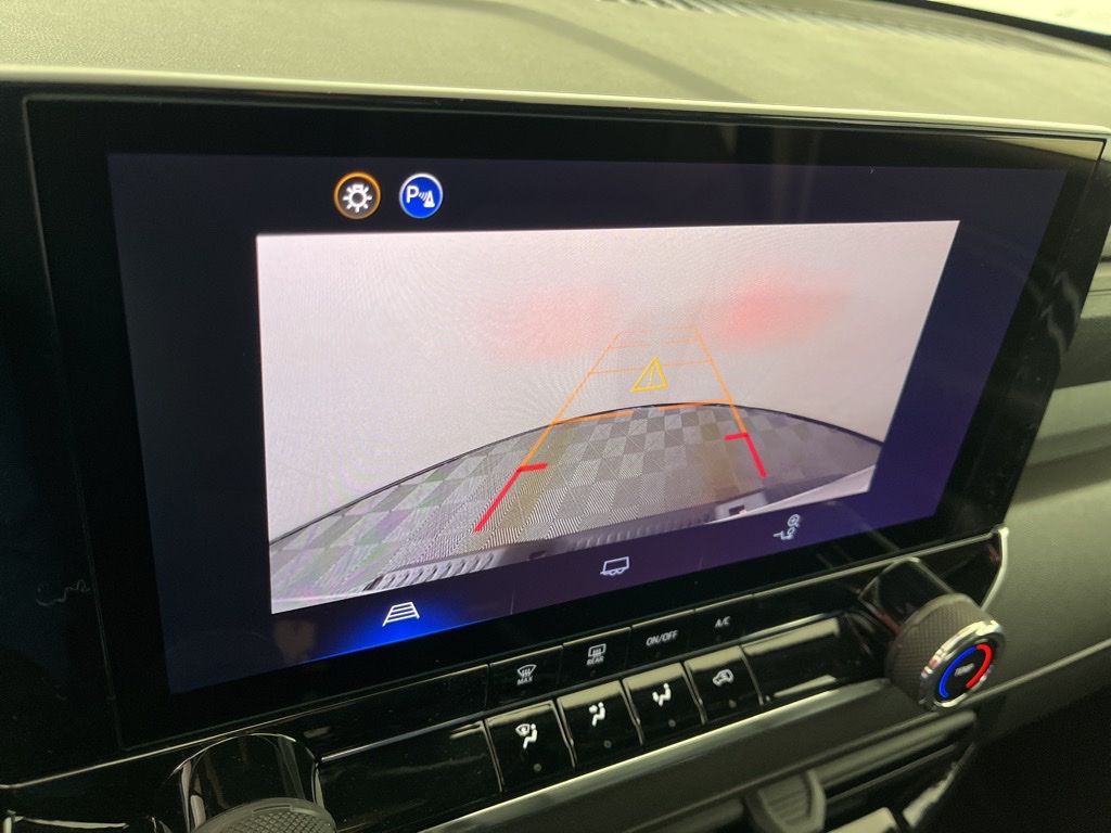 Thumbnail: 2026 Chevrolet Colorado - 26