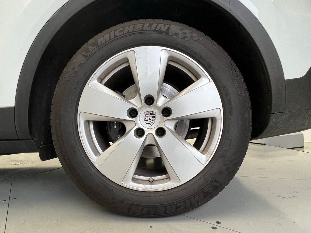 Thumbnail: 2023 Porsche Cayenne - 27