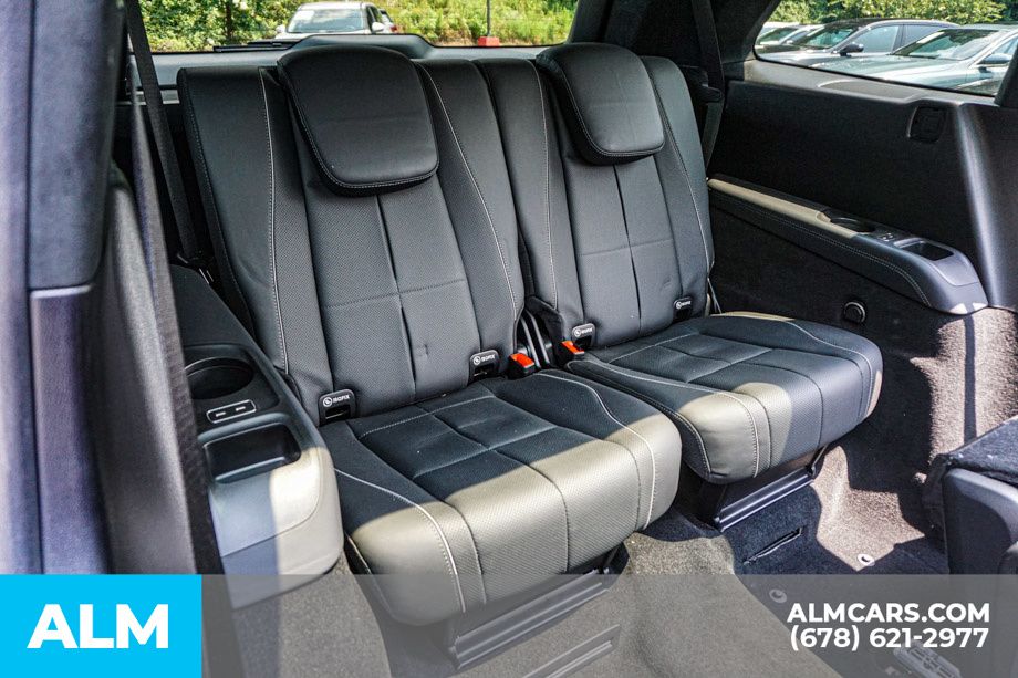 Used 2024 Black Mercedes-Benz GLS 580 image 22