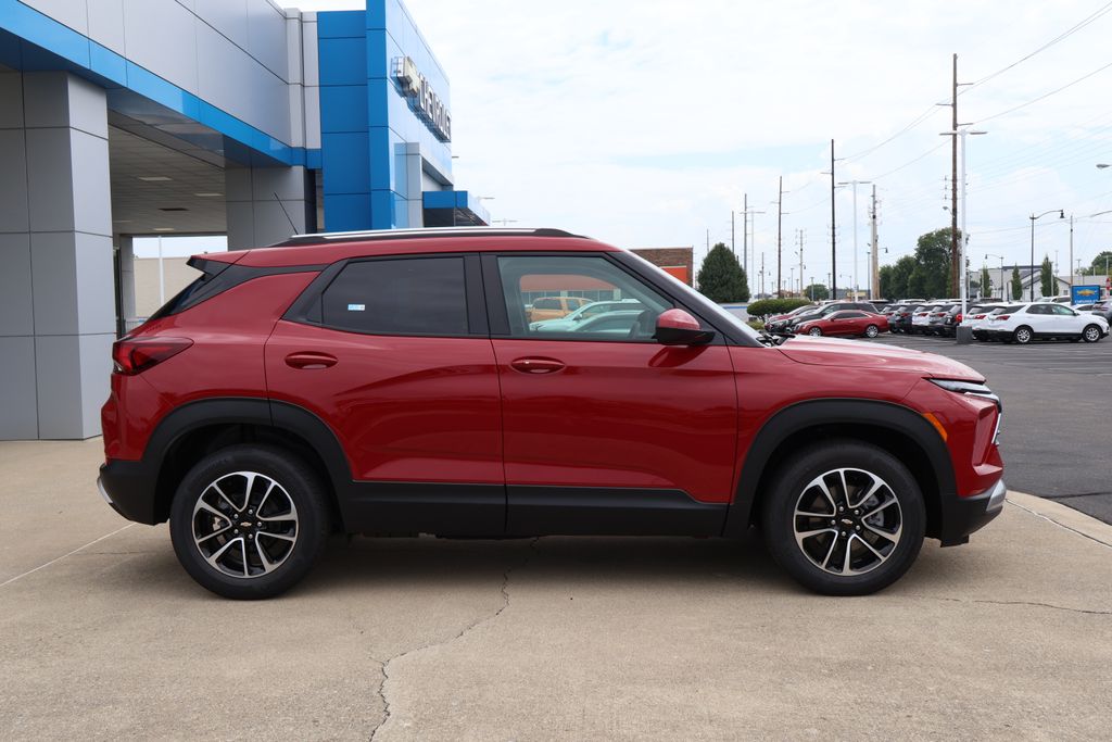 Thumbnail: 2026 Chevrolet TrailBlazer - 9