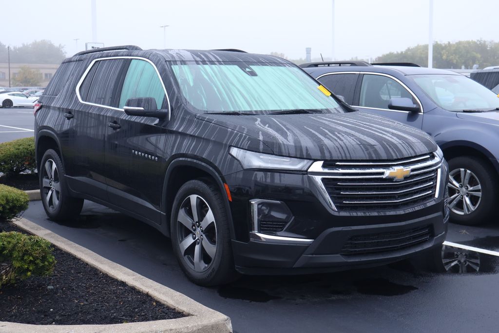 Thumbnail: 2023 Chevrolet Traverse - 3