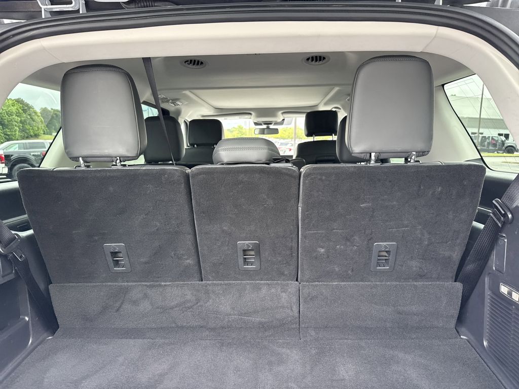 Used 2025 Ford Expedition SUV