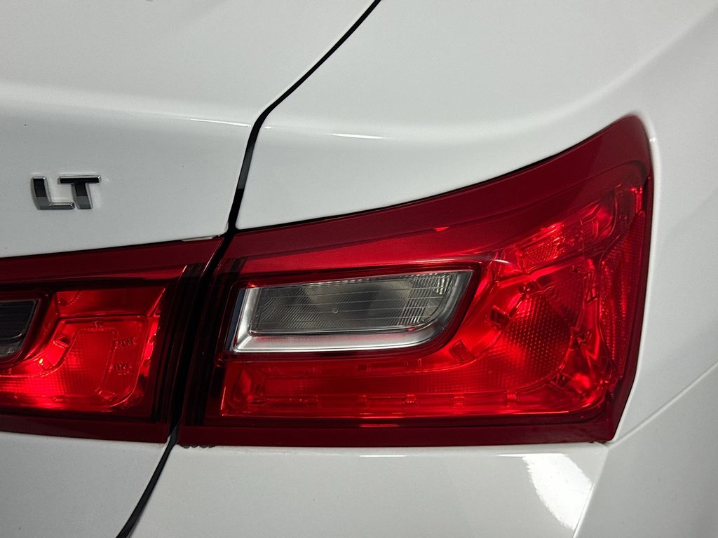 Used Car 2024 Chevrolet Malibu  Lt For Sale Under $20,000 In Austin, Texas