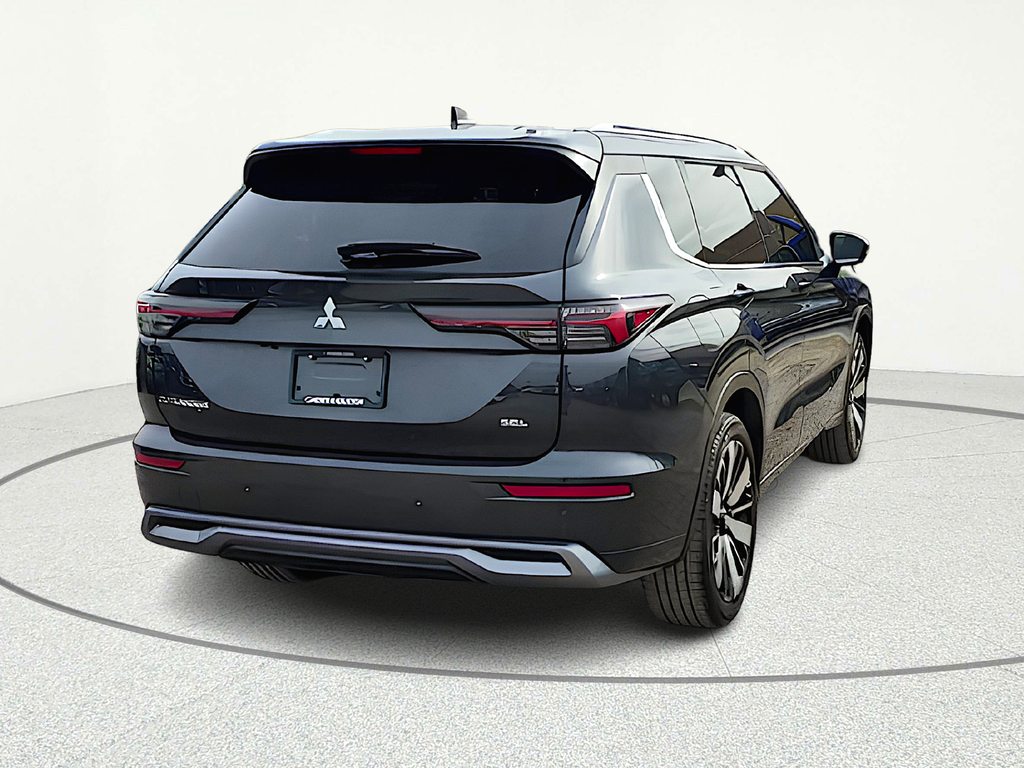 2026 Mitsubishi Outlander SEL - 5