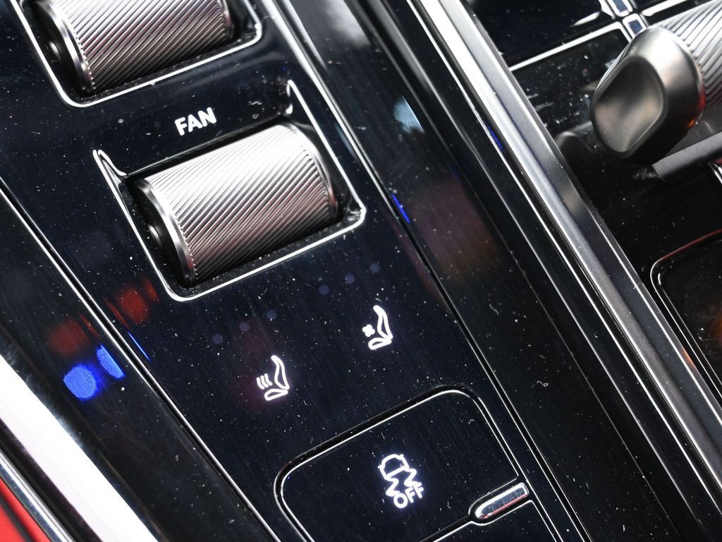 Used 2025 Lunar White Aston Martin Base image 34