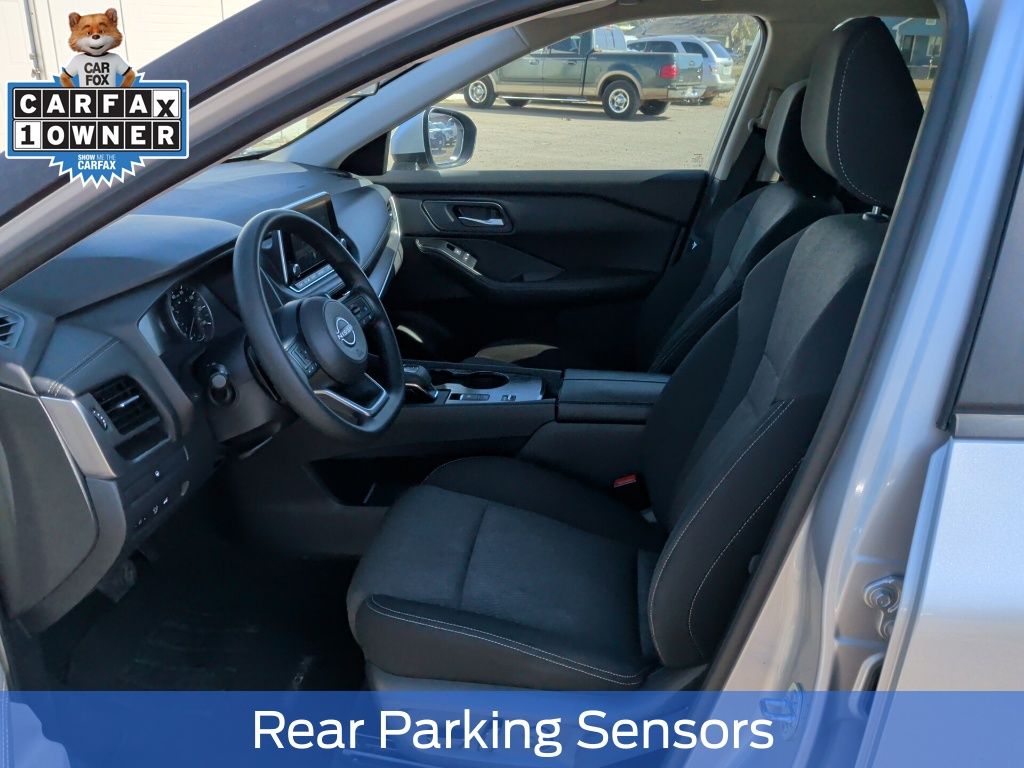 2024 Nissan Rogue SV - 10