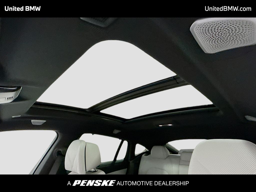 Thumbnail: 2026 BMW X6 - 12