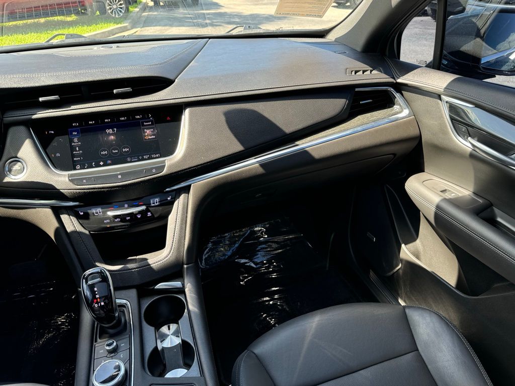 2021 Cadillac XT5 Premium Luxury 25