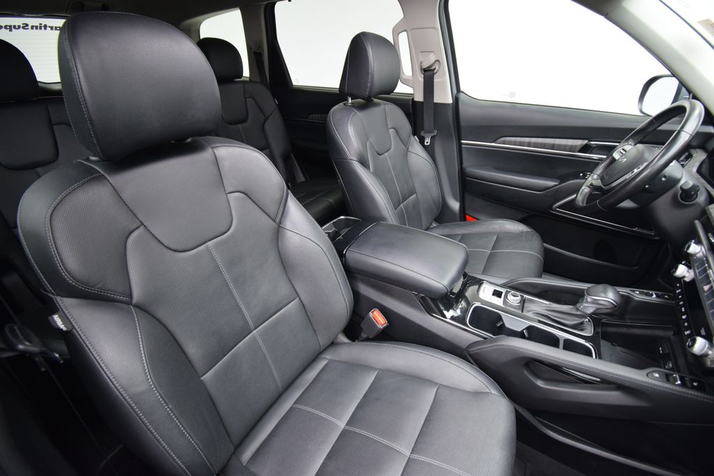 used 2023 Kia Telluride car, priced at $27,500