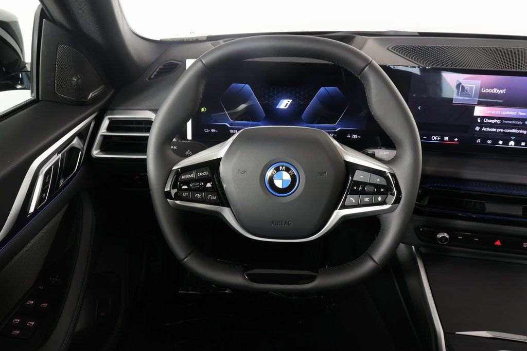 2025 BMW i4 eDrive40 3