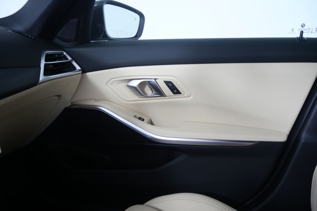Thumbnail: 2026 BMW 3 Series - 23