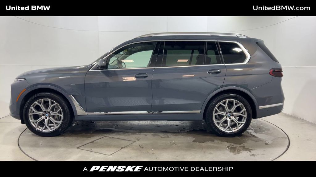 Thumbnail: 2025 BMW X7 - 5