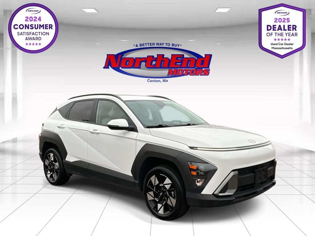 Atlas White 2024 Hyundai Kona SUV / Crossover All-Wheel Drive Continuously Variable Transmission