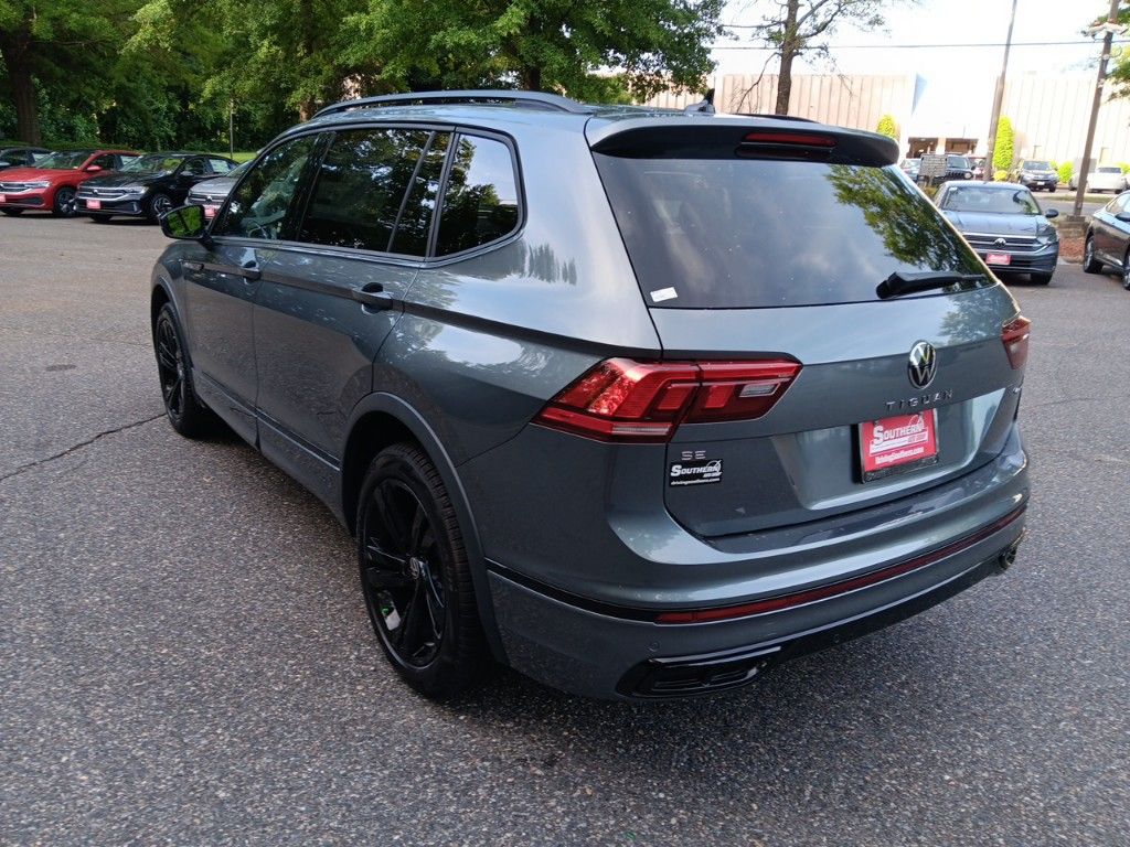 2024 Volkswagen Tiguan 2.0T SE R-Line Black 3