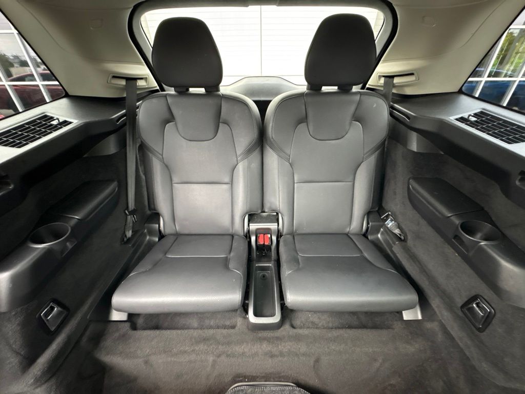 2022 Volvo XC90 Recharge Plug-In Hybrid T8 Inscription Expression Extended Range 6P