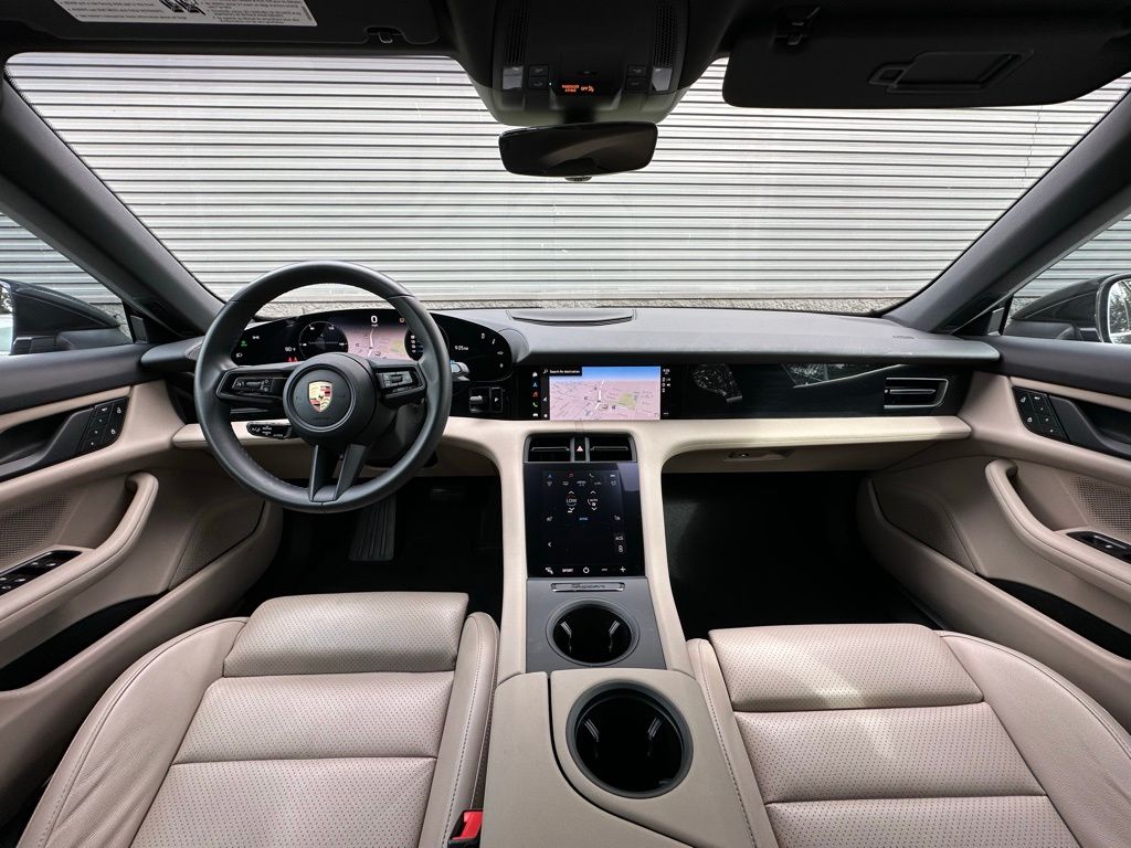 Thumbnail: 2023 Porsche Taycan - 6