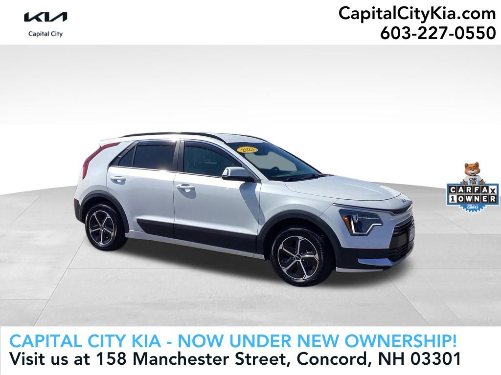  2023 Kia Niro EX FWD   