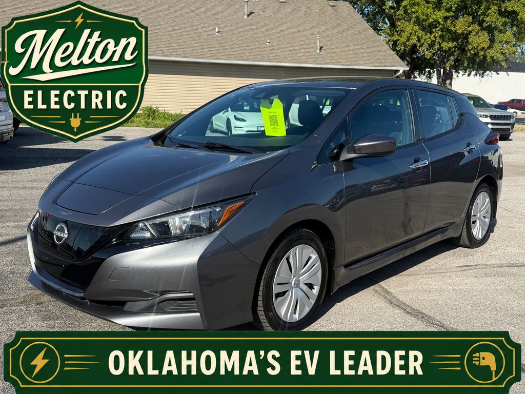 2025 Nissan LEAF S FWD