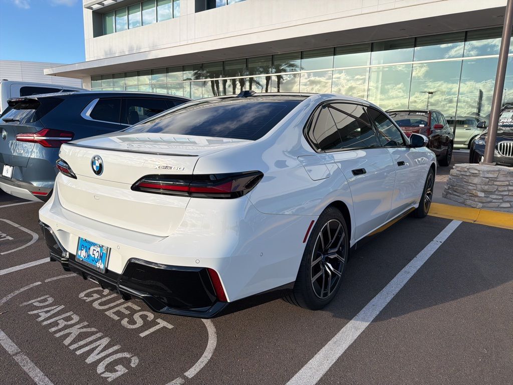 Thumbnail: 2023 BMW i7 - 3