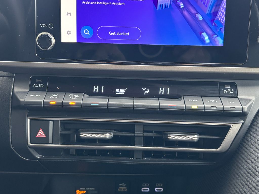 Thumbnail: 2025 Toyota Camry - 16