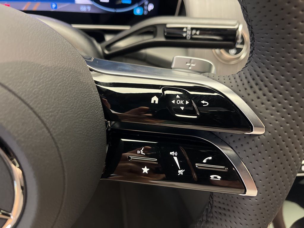 Thumbnail: 2026 Mercedes-Benz GLC - 16